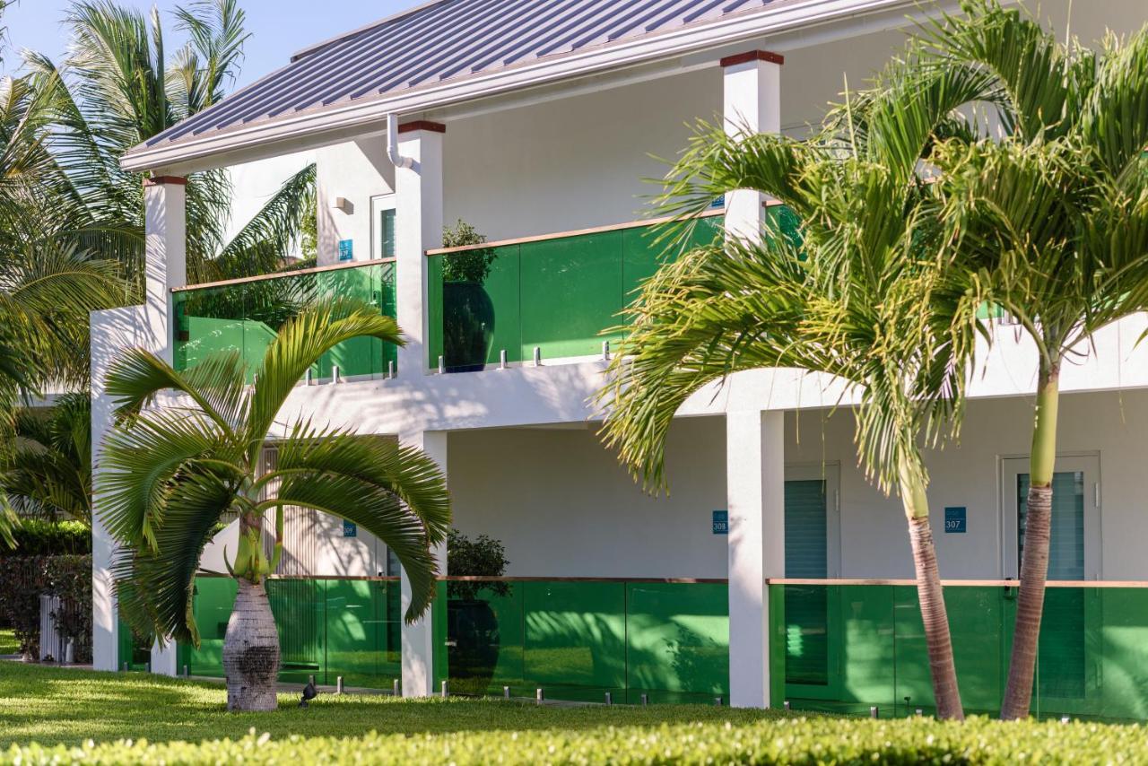 Hotel The Oasis At Grace Bay Zewnętrze zdjęcie